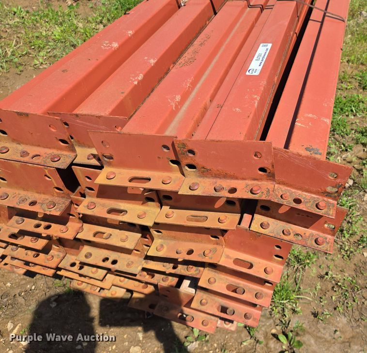 image for item EJ7501 Pallet racking shelves