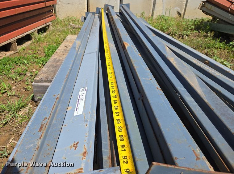 image for item EJ7501 Pallet racking shelves