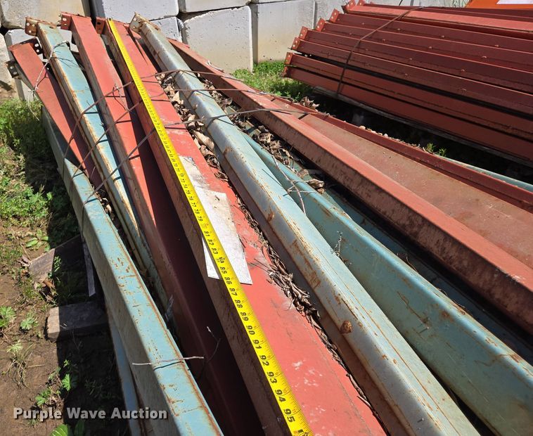 image for item EJ7501 Pallet racking shelves