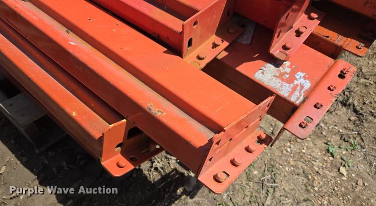 image for item EJ7503 Pallet racking shelves