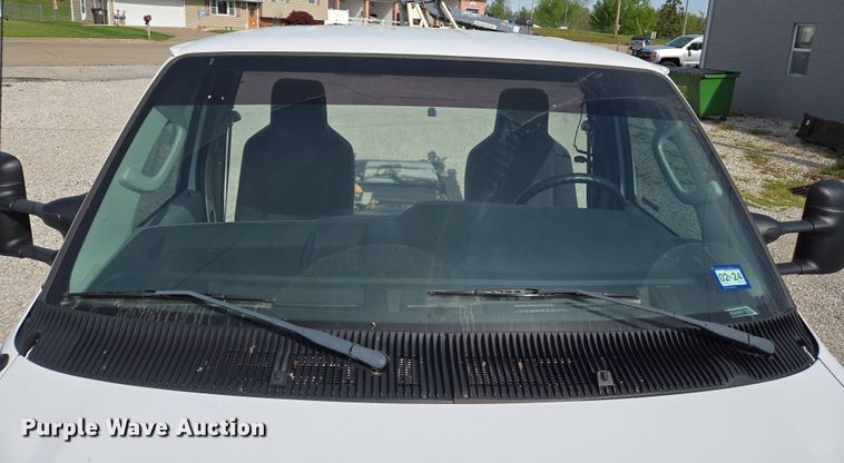 image for item EJ7509 2017 Ford E450 van cab and chassis