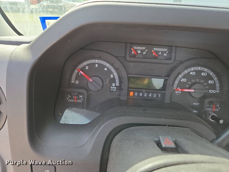 image for item EJ7509 2017 Ford E450 van cab and chassis