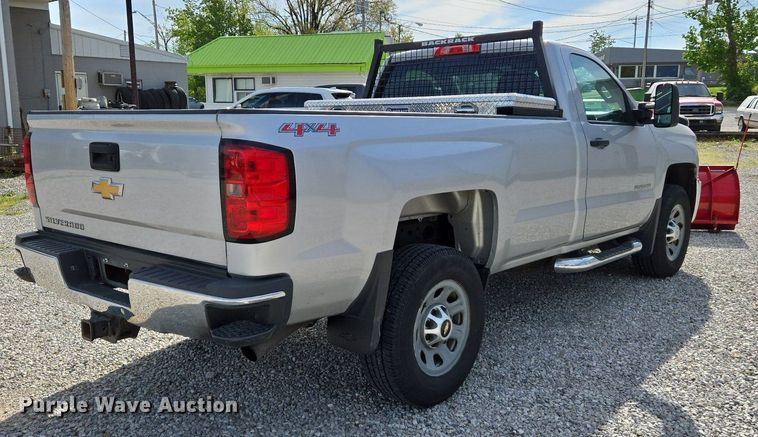 image for item EJ7510 2015 Chevrolet Silverado 2500HD pickup truck