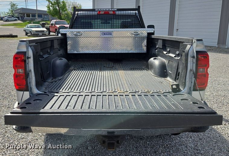 image for item EJ7510 2015 Chevrolet Silverado 2500HD pickup truck