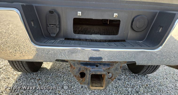 image for item EJ7510 2015 Chevrolet Silverado 2500HD pickup truck