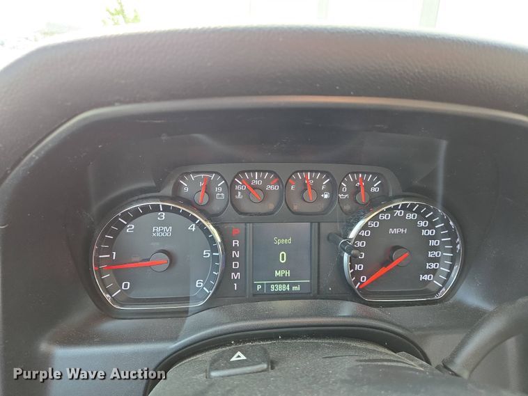 image for item EJ7510 2015 Chevrolet Silverado 2500HD pickup truck