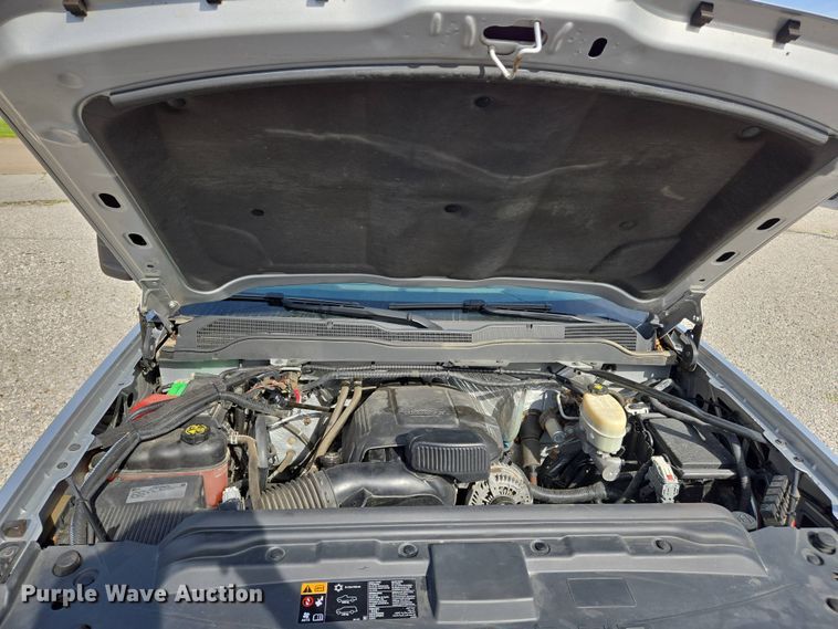 image for item EJ7510 2015 Chevrolet Silverado 2500HD pickup truck