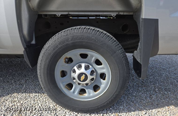 image for item EJ7510 2015 Chevrolet Silverado 2500HD pickup truck