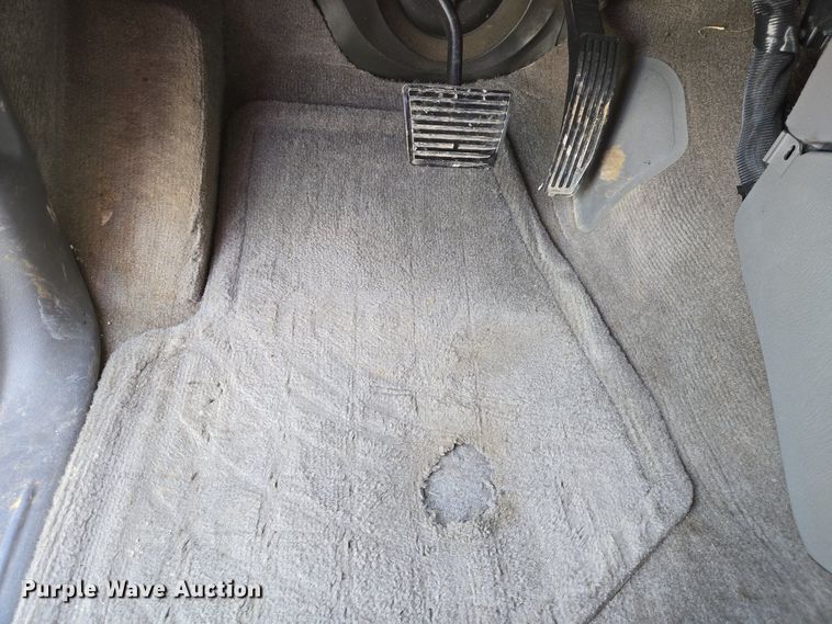 image for item EJ7511 2005 Buick Rainier CXL SUV