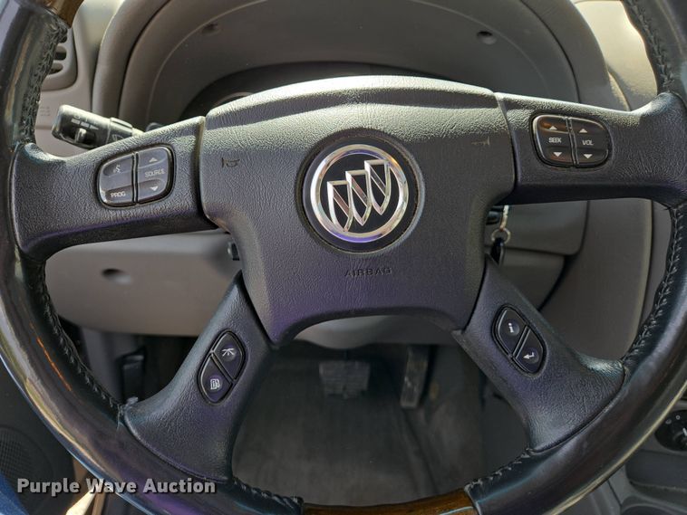 image for item EJ7511 2005 Buick Rainier CXL SUV