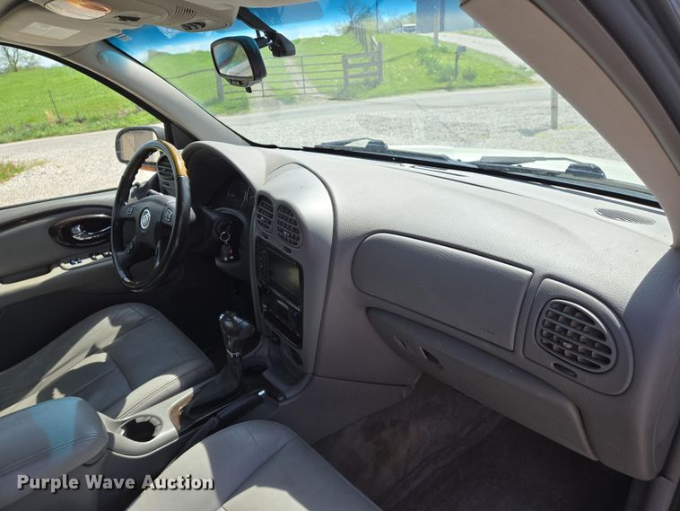 image for item EJ7511 2005 Buick Rainier CXL SUV