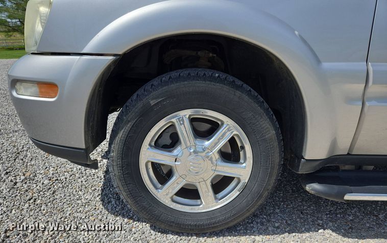 image for item EJ7511 2005 Buick Rainier CXL SUV