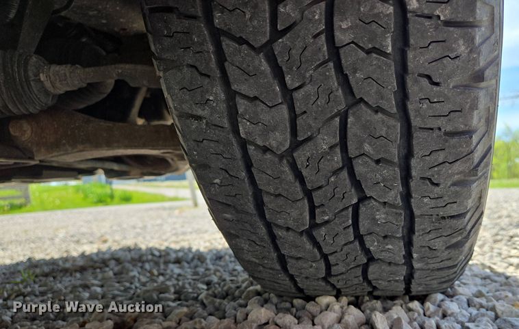 image for item EJ7511 2005 Buick Rainier CXL SUV