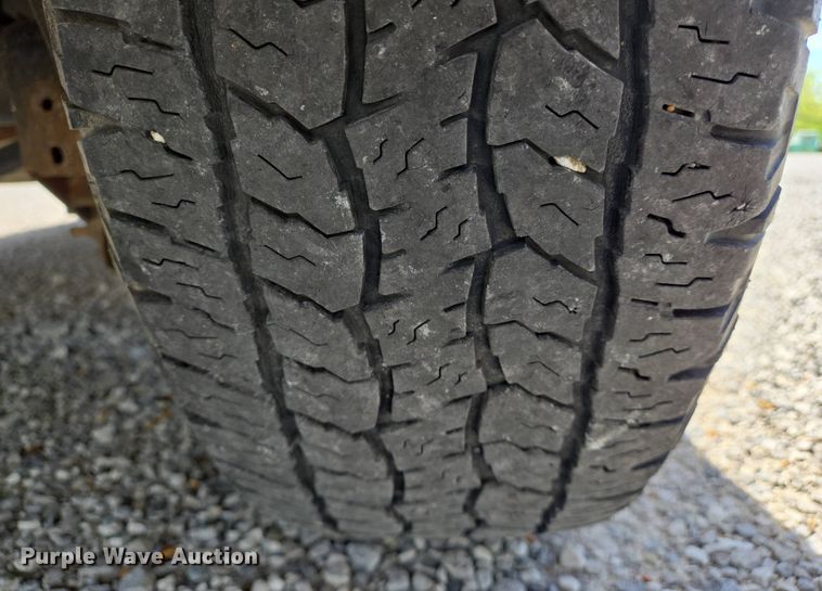 image for item EJ7511 2005 Buick Rainier CXL SUV