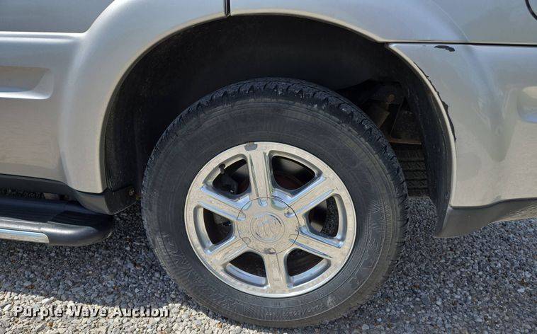 image for item EJ7511 2005 Buick Rainier CXL SUV