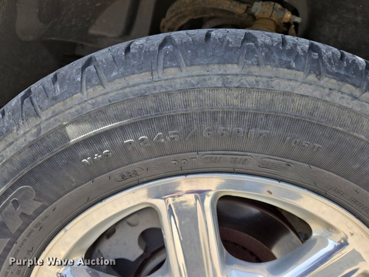 image for item EJ7511 2005 Buick Rainier CXL SUV