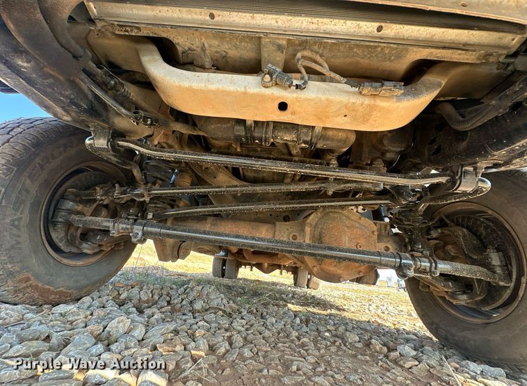 image for item EJ8626 2016 Ford F350 Super Duty XL SuperCab flatbed truck