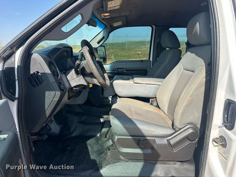 image for item EJ8626 2016 Ford F350 Super Duty XL SuperCab flatbed truck