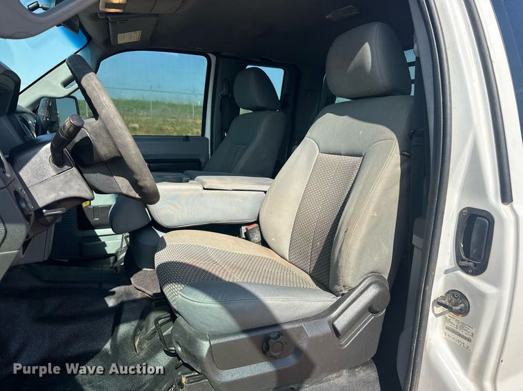 image for item EJ8626 2016 Ford F350 Super Duty XL SuperCab flatbed truck