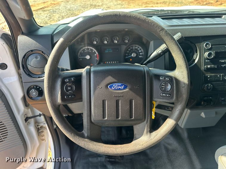 image for item EJ8626 2016 Ford F350 Super Duty XL SuperCab flatbed truck