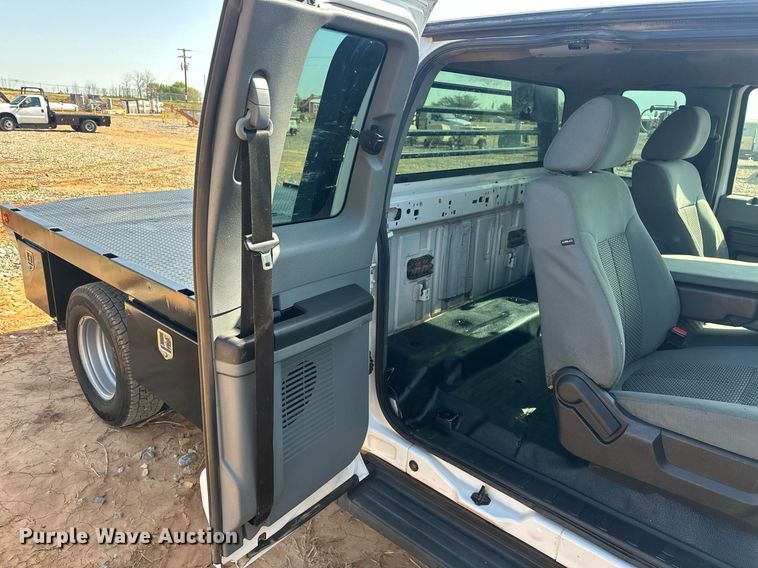 image for item EJ8626 2016 Ford F350 Super Duty XL SuperCab flatbed truck