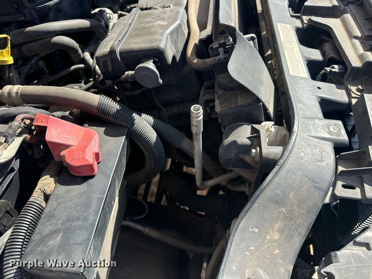 image for item EJ8627 2016 Ford F350 Super Duty XL flatbed pickup truck