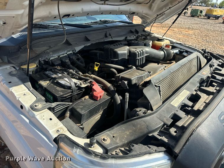 image for item EJ8627 2016 Ford F350 Super Duty XL flatbed pickup truck