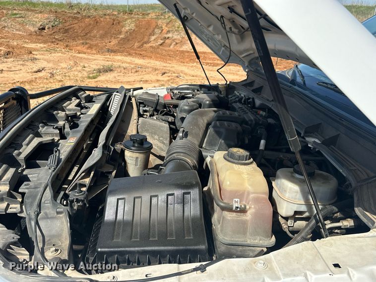 image for item EJ8627 2016 Ford F350 Super Duty XL flatbed pickup truck