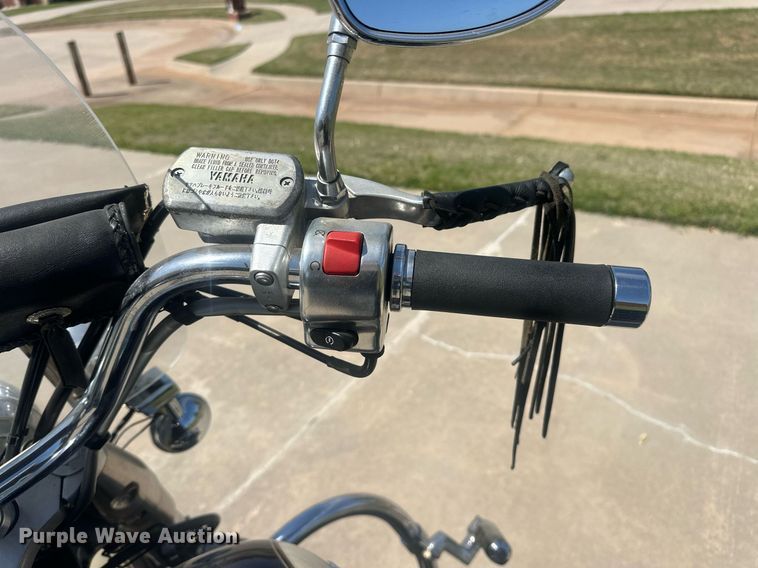 image for item EJ8651 2000 Yamaha V-Star motorcycle