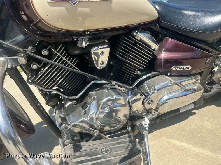 image for item EJ8651 2000 Yamaha V-Star motorcycle