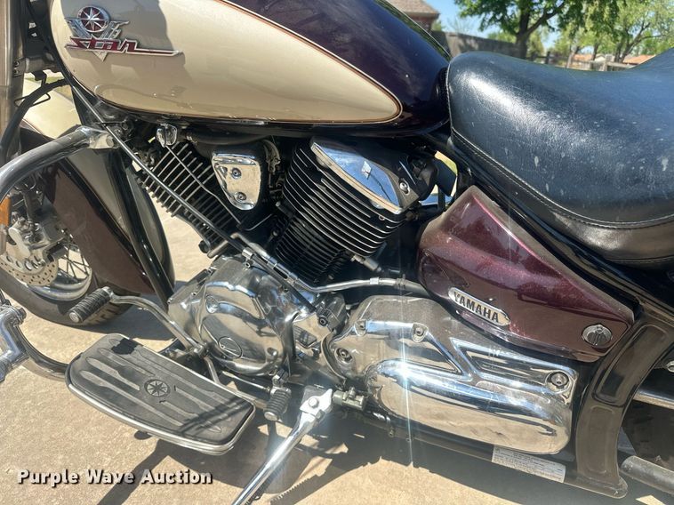 image for item EJ8651 2000 Yamaha V-Star motorcycle