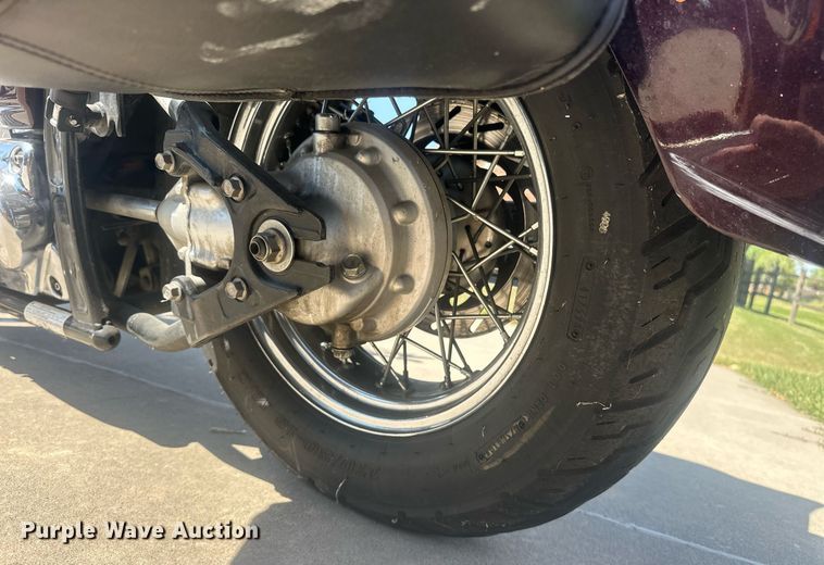 image for item EJ8651 2000 Yamaha V-Star motorcycle