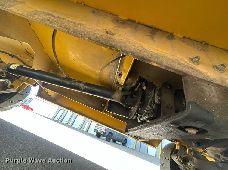 image for item EJ8663 2014 Trowin Industries ST46 burden carrier 