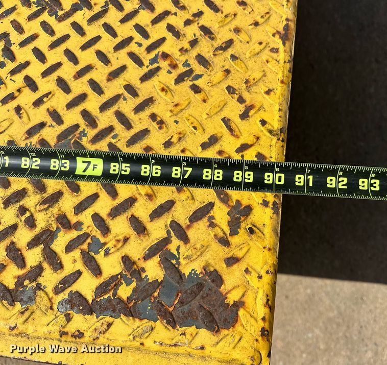 image for item EJ8663 2014 Trowin Industries ST46 burden carrier 