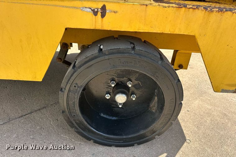 image for item EJ8663 2014 Trowin Industries ST46 burden carrier 