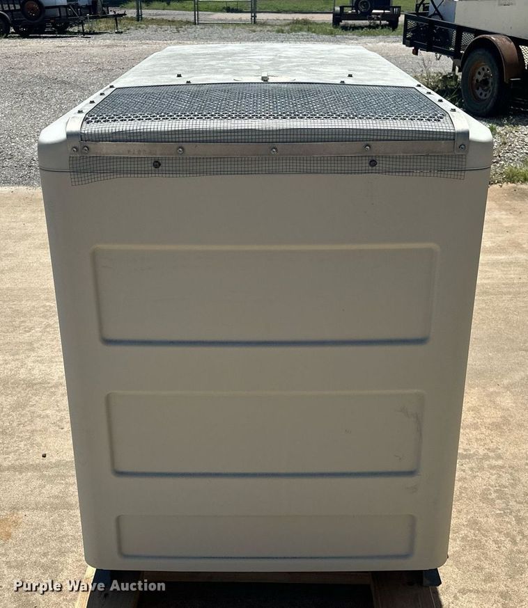 image for item EJ8669 2016 Cummins C25 N6 generator