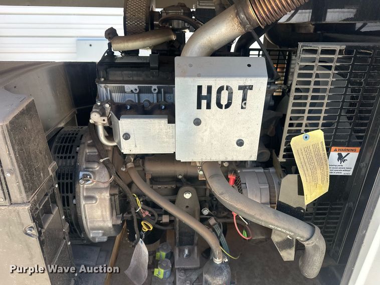 image for item EJ8669 2016 Cummins C25 N6 generator