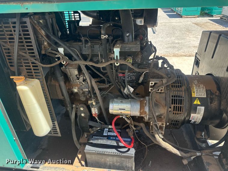 image for item EJ8673 2015 Cummins C25 D6 generator