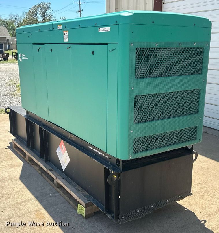 image for item EJ8674 2015 Cummins C25 D6 generator
