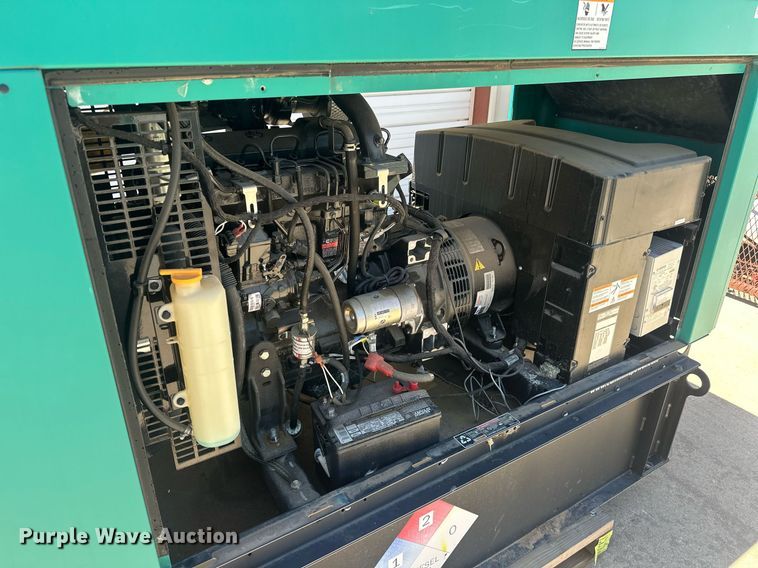 image for item EJ8674 2015 Cummins C25 D6 generator