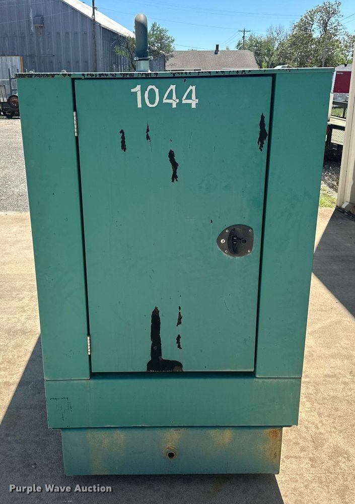 image for item EJ8675 Cummins DGBB-5570539 generator