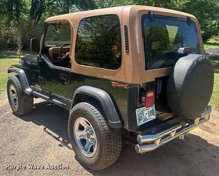 image for item EJ8683 1995 Jeep Wrangler SUV