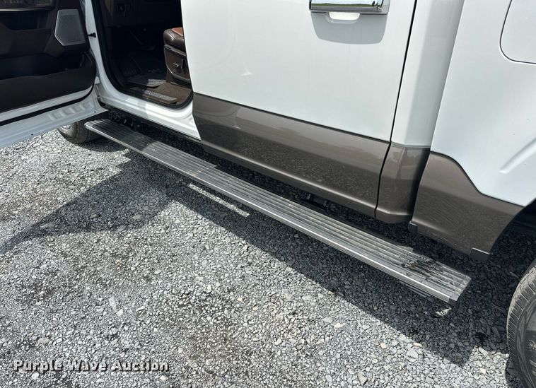 image for item EJ8686 2023 Ford F150 SuperCrew King Ranch pickup truck