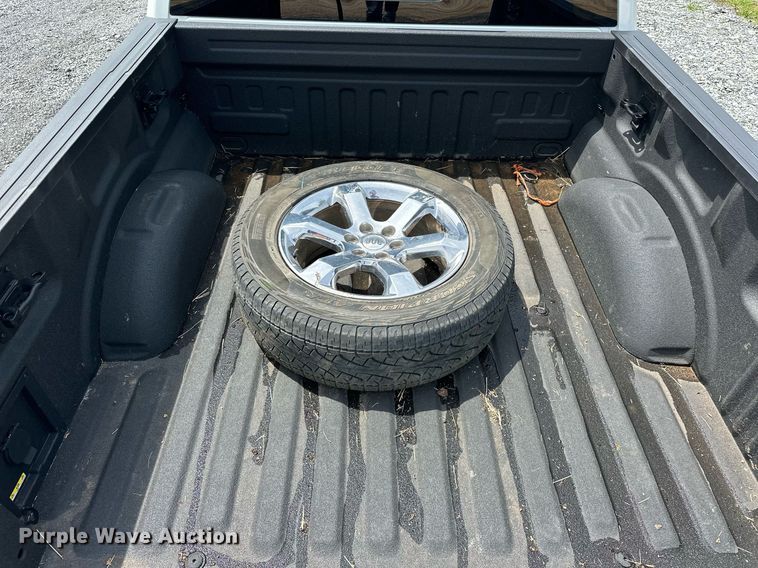 image for item EJ8686 2023 Ford F150 SuperCrew King Ranch pickup truck