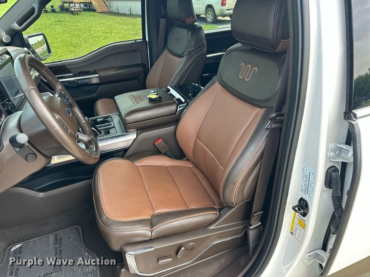 image for item EJ8686 2023 Ford F150 SuperCrew King Ranch pickup truck