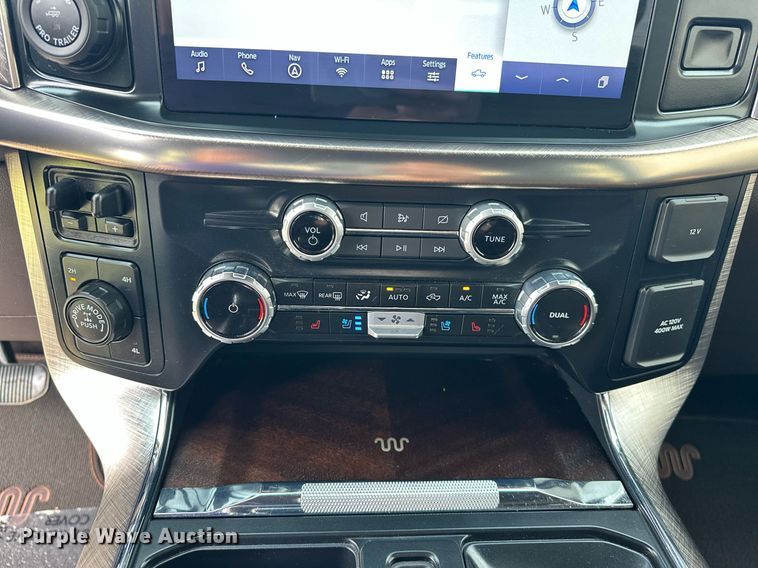 image for item EJ8686 2023 Ford F150 SuperCrew King Ranch pickup truck