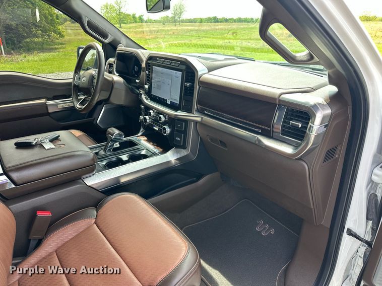 image for item EJ8686 2023 Ford F150 SuperCrew King Ranch pickup truck