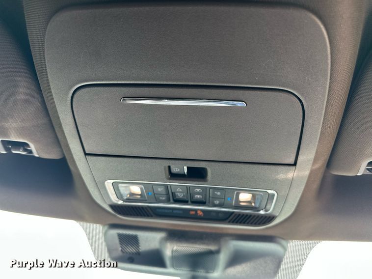 image for item EJ8686 2023 Ford F150 SuperCrew King Ranch pickup truck