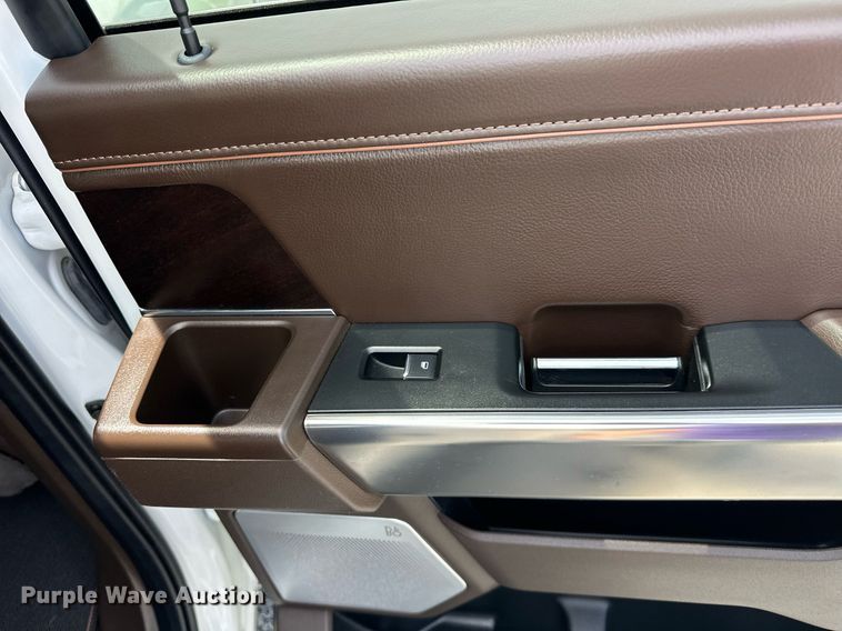 image for item EJ8686 2023 Ford F150 SuperCrew King Ranch pickup truck