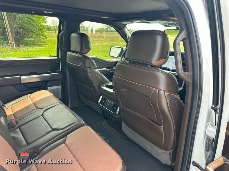 image for item EJ8686 2023 Ford F150 SuperCrew King Ranch pickup truck